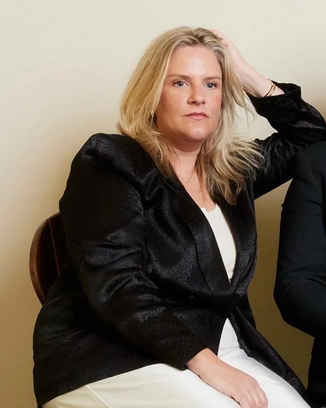 Julie Dams
